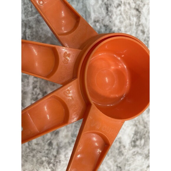 LOT OF 4 vintage tupperware measuring cups 1/3 2/3 3/4 1 Cup Orange NO 1/4 CUP - Picture 2 of 4